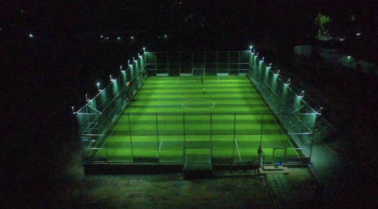 Monaliza Tennis Club night lighting